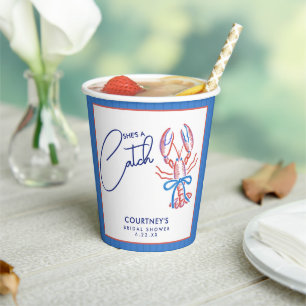 Sie ist ein Fang Coastal Lobster Brautparty Pappbecher