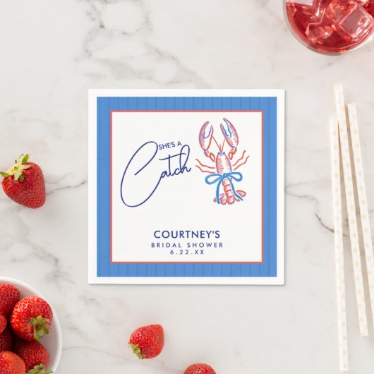Sie ist ein Fang Coastal Lobster Brautparty Serviette (Beispiel)