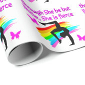SIE IST EIN FIERCE GYMNAST GESCHENKPAPIER (Rolleneckpunkt)