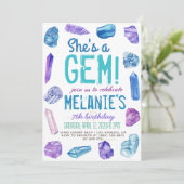 Sie ist ein Gem Geology Rock Geburtstag Einladung (Stehend Vorderseite)