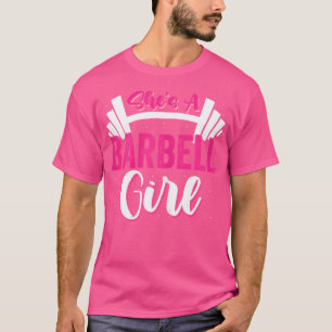 Sie ist eine Barbell Girl-Fitness, die einen Fitne T-Shirt