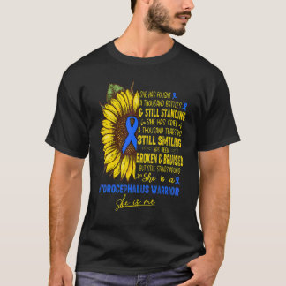 Sie ist eine Hydrocephalus-Kriegerin, die ich bin T-Shirt