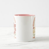 Sie ist eine starke Bibelverse Zweifarbige Tasse (Mittel)