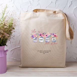 Sie ist Fierce Sunday School Faith Bible Custom Tragetasche