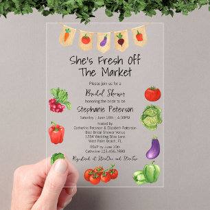 Sie ist Fresh Off the Market Veggies Brautparty Acryleinladungen
