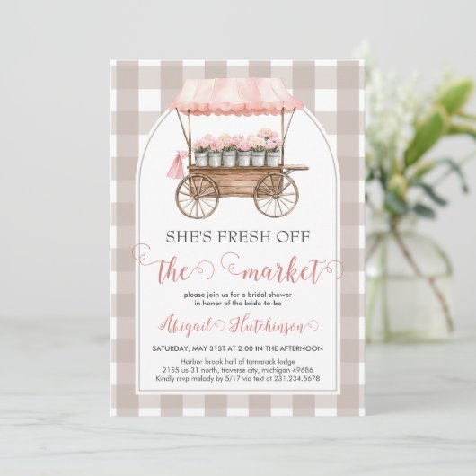 Sie ist frisch vom Brautparty des Marktes Einladung (Stehend Vorderseite)