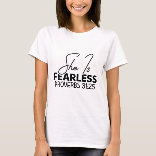 Sie ist furchtlos - Christlich T-Shirt (Vorderseite)