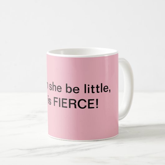 Sie ist heftige Tasse (VorderseiteRechts)