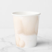 Sie ist im Cloud Nine Heart Script Brautparty Pappbecher (Rückseite)