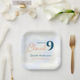 Sie ist in Cloud 9 Whimsical Brautparty Pappteller