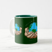 SIE IST IN UNSERER HANDS-Sammlung Zweifarbige Tasse (Vorderseite Links)