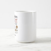 Sie ist Mama | Faith Mug Kaffeetasse (Mittel)