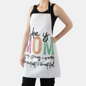 Sie ist Mama: Loved, Strong, Worthy, Importy, Beau Schürze (InSitu)
