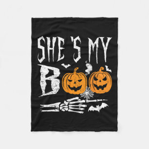 Sie ist mein Boo Skeleton Hand Pumpkin Halloween M Fleecedecke