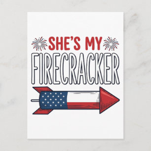 Sie ist mein Feuerwerk Patriotisches Paar-Design_1 Postkarte