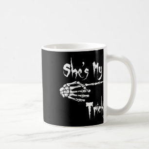Sie ist mein Trick Skeleton Halloween Easy Couples Kaffeetasse