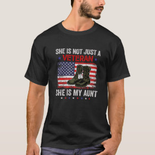 Sie ist nicht nur ein Veteran, mein Tante Veterans T-Shirt
