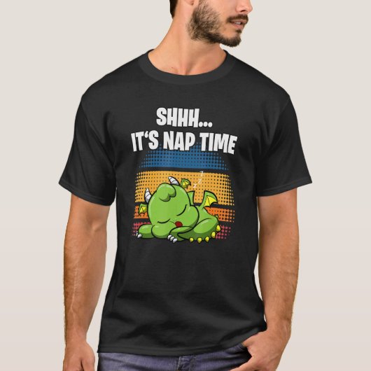 Sie ist Nickerchen Time Sleepy Dragon T-Shirt (Vorderseite)