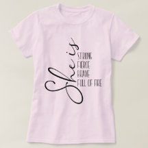 Sie ist stark verzweifelt tapfer voller Feuer