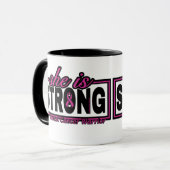 Sie ist STRONG.. Brustkrebs Tasse (Vorderseite Links)