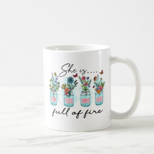 Sie ist voller Feuer - lebendige Ermächtigung durc Kaffeetasse