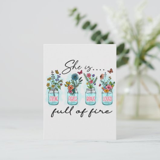 Sie ist voller Feuer Postkarte (Stehend Vorderseite)