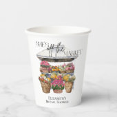 Sie ist vom Brautparty des Blumenhandels abgeschni Pappbecher (Vorderseite)