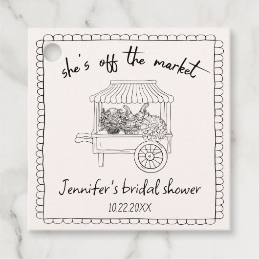 "Sie ist vom Markt" Handgezeichnetes Brautparty Geschenkanhänger (Vorderseite)