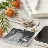 Sie ist wie ein Vogel-inspirierender Zitat-Schlüss Schlüsselanhänger (Vorderseite rechts)