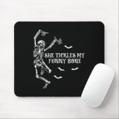 Sie klopft an meine lustigen Bone Gothic Halloween Mousepad (Mit Mouse)