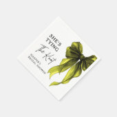 Sie knüpft den Knoten Chartreuse-Bow-Bridal-Shower Serviette (Ecke)