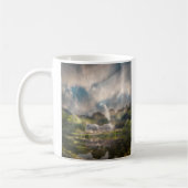Sie kommt aus dem Raum Kaffeetasse (Links)
