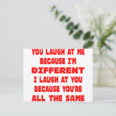 Sie lachen mich an, weil ich anders bin, als ich l postkarte (Stehend Vorderseite)