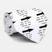 SIE LIEBE-BÄLLE IN UND UM IHREN MUND KRAWATTE (Gerollt)