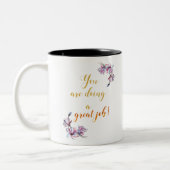 Sie machen einen großartigen Job Quote Design Offi Zweifarbige Tasse (Links)