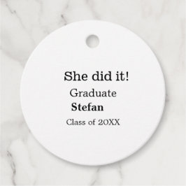 Sie machte es graduiert hinzufügen Namen Klasse vo Geschenkanhänger