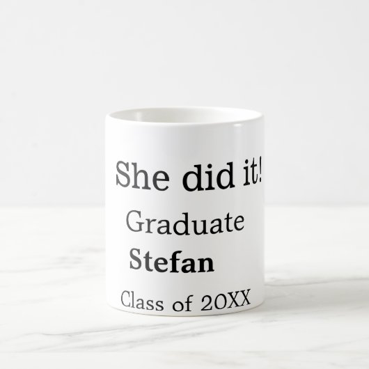 Sie machte es graduiert hinzufügen Namen Klasse vo Kaffeetasse (Mittel)