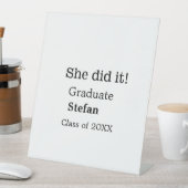 Sie machte es graduiert hinzufügen Namen Klasse vo Sockelschild (In Situ)