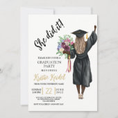 Sie machte es Graduierungsparty Einladung (Vorderseite)