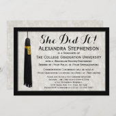 Sie machte es mit dem Uni-Abschluß der modernen Fr Einladung (Vorne/Hinten)