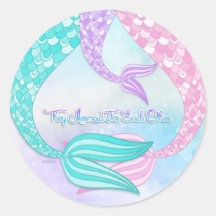 Sie merken sich gegenseitig Aufkleber an