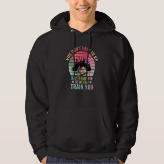 Sie müssen nicht verrückt sein, um zu campen. Wir  Hoodie