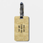 Sie plus Fahrrad entsprechen glücklichem antikem Gepäckanhänger (Rückseite vertikal)