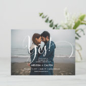 sie sagt ja Save the Date kalligraphische Karte v3 (Stehend Vorderseite)