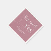 Sie sagte ja Engagement Party Dusty Pink Serviette (Ecke)