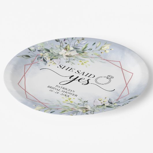 Sie sagte ja Greenery Geometric Bridal Napkins Pap Pappteller (Schrägansicht)