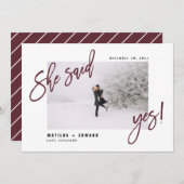 Sie sagte ja! Moderne Hochzeit des grafischen Foto Save The Date (Vorne/Hinten)