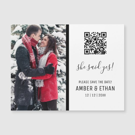 Sie sagte ja! QR-Bildvorlage Save the Date Magnetkarte (Vorderseite)