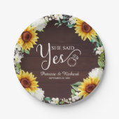 Sie sagte Ja Rustikale Sonnenblumen Engagement Par Pappteller (Vorderseite)