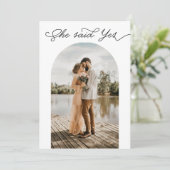 Sie sagte ja Verlobten Foto Polterabend Einladung (Stehend Vorderseite)